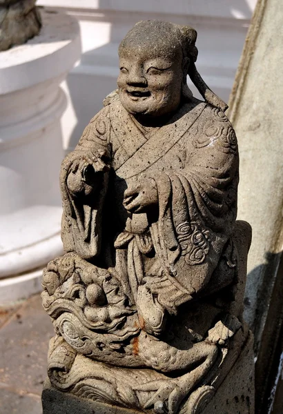 Bangkok, Thailand: Chinese Statue at Thai Temple — Stock Photo, Image