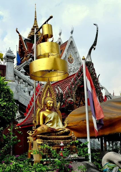 Bangkok, Thailand: Wat Hua Lamphong Seated Buddha — Stock Photo, Image