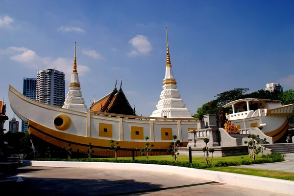 Bangkok, Thailand: Wat Yanawa Stone Boat — Stock Photo, Image