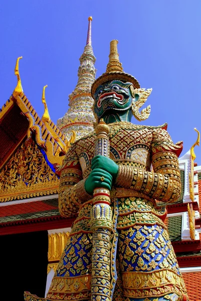 Bangkok, Tajlandia: Guardian Demon w Wat Phra Kaeo — Zdjęcie stockowe