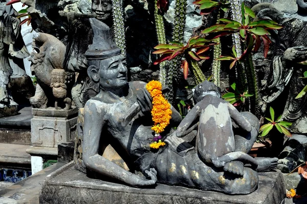 Bangkok, Thaiföld: Fekvő Buddha, Wat Suthat — Stock Fotó