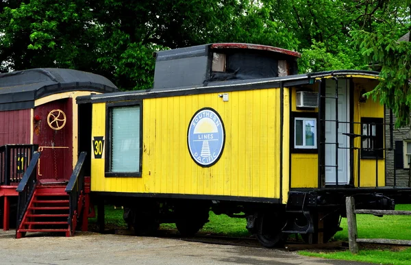 Ronks, PA: Red Caboose Motel — Foto de Stock