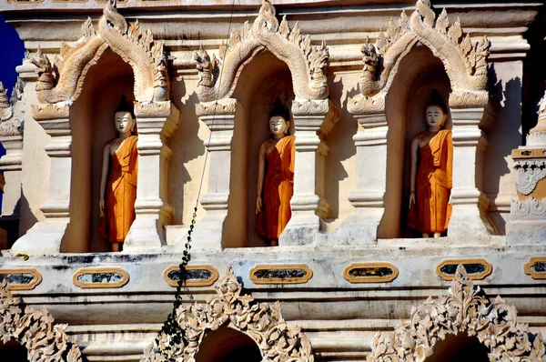 Chiang Mai, Tailandia: Wat Chedi Liem —  Fotos de Stock