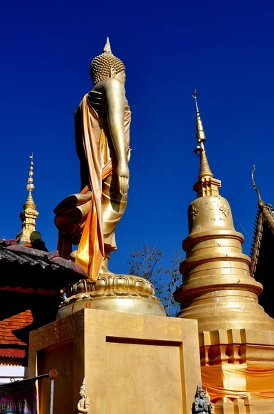 Lamphun, Tailandia: Wat Doi Ti — Foto de Stock
