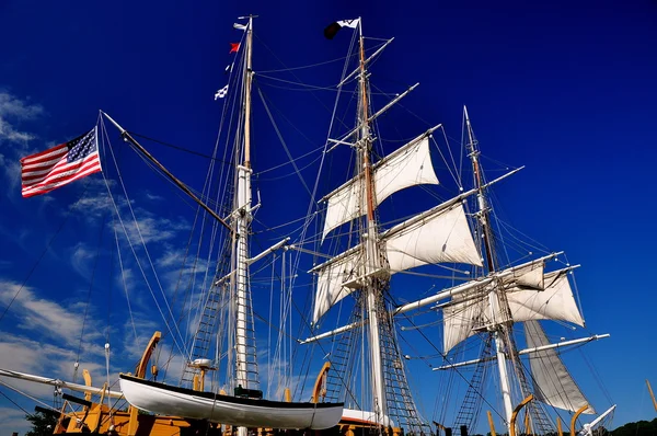 Mystic, CT:  Charles W. Morgan Whaling Ship — 图库照片