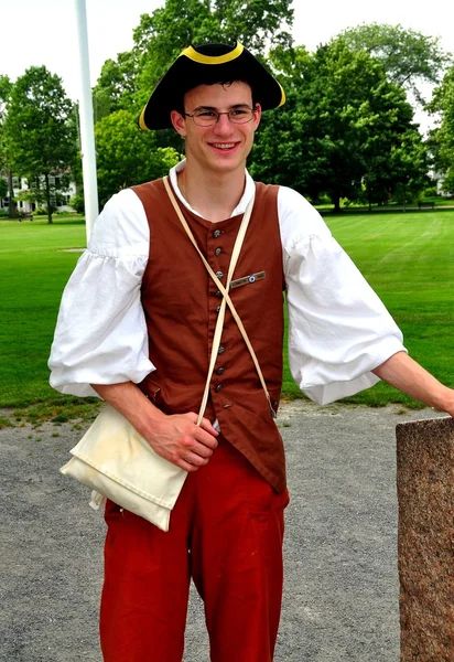 Lexington, MA: Re-enactor in Colonial Clothing — 스톡 사진