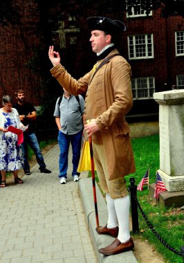 Boston,MA: Re-enactor Guide at Grannary Burial Ground clipart
