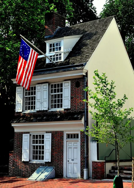 Philadelphia, PA: Betsy Ross House Sign — Stockfoto