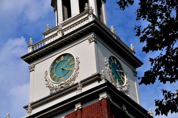 Philadelphia, PA: Independence Hall Cupola Clock — Stock Photo, Image