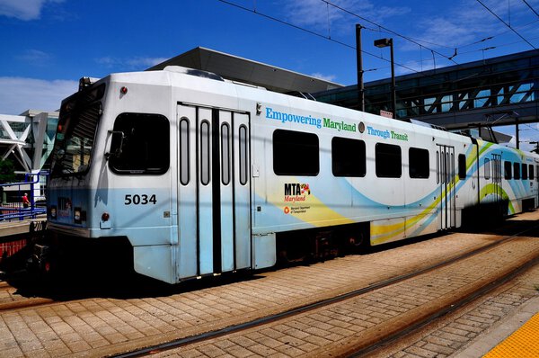 Baltimore, MD: MTA Light Rail Train