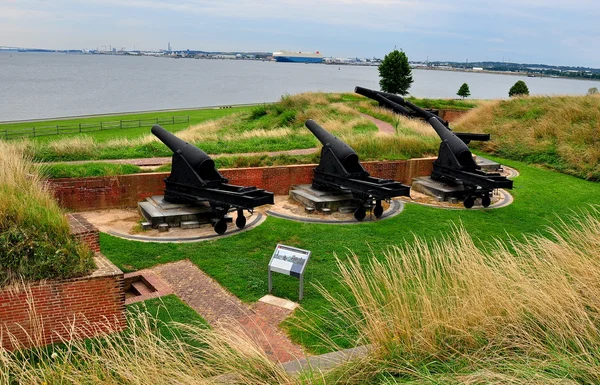 Baltimore, MD: Fort McHenry Cannons — 스톡 사진