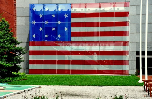 Baltimore, MD: Flag at Star Spangled Banner House — Stok fotoğraf