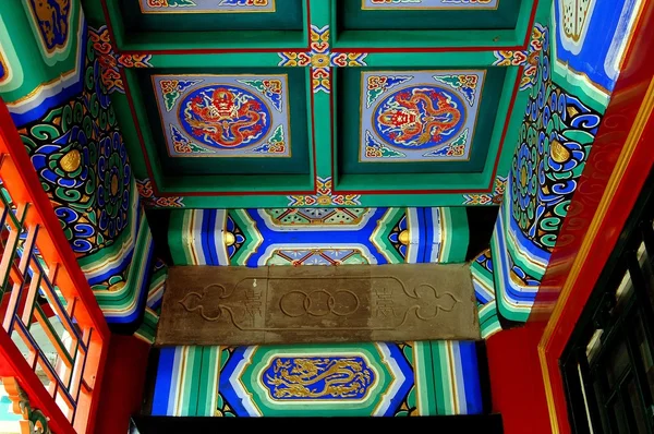 Peking, Kina: Wenchang galleri på Summer Palace — Stockfoto