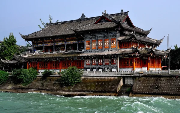 Dujiangyan, China: — Stockfoto