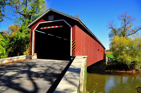 Upper Leacock Township, Pensilvânia: Pinetown Covered Bridge — Fotografia de Stock