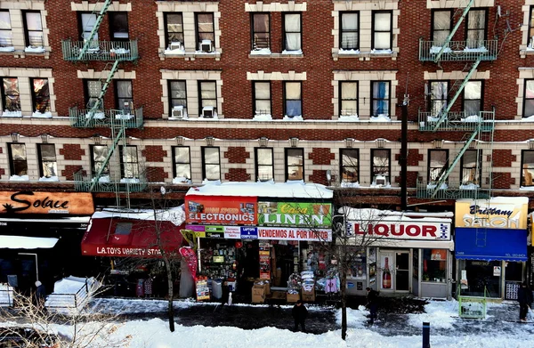 NYC:Stores op Broadway in de Winter — Stockfoto