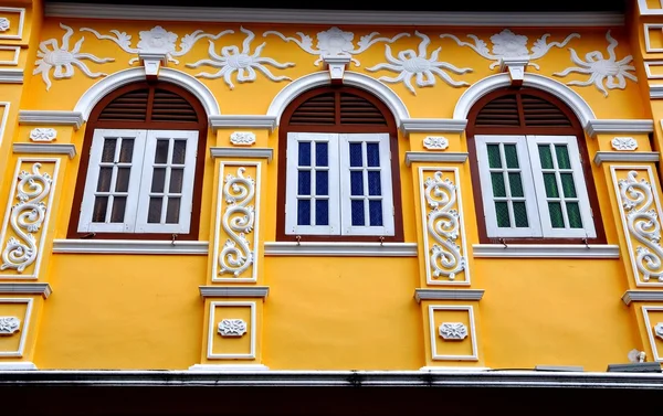 Phuket City, Thailand: 1800-talet Shop hus fasad — Stockfoto