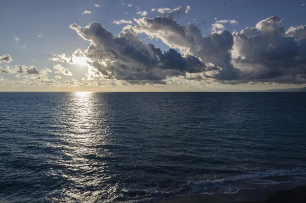 Solnedgång över havet — Stockfoto