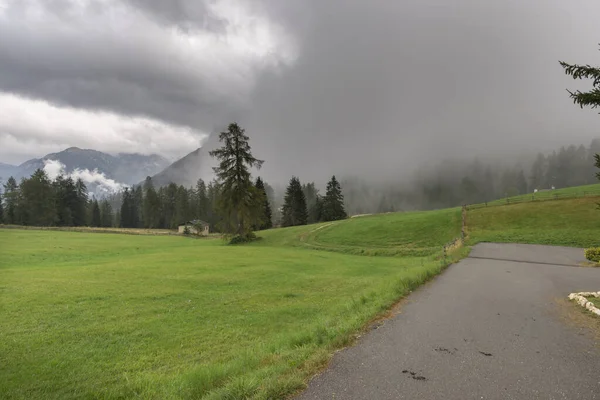 Landschaft Und Häuser Vigo Fassa Trentino Südtirol Italien — Stockfoto