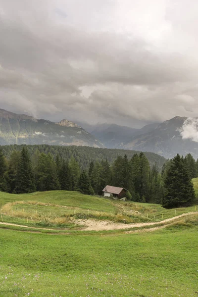 Landschaft Und Häuser Vigo Fassa Trentino Südtirol Italien — Stockfoto