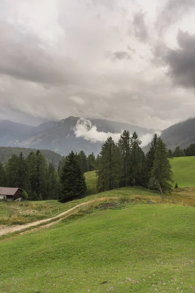 Landschaft Und Häuser Vigo Fassa Trentino Südtirol Italien — Stockfoto