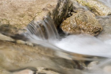 İtalya 'daki Trentino Alto Adige' deki Tovel Gölü 'nün ayrıntıları ve ayrıntıları