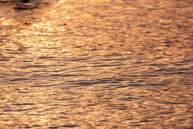 Atina 'da Anavyssos sahilinde gün batımı