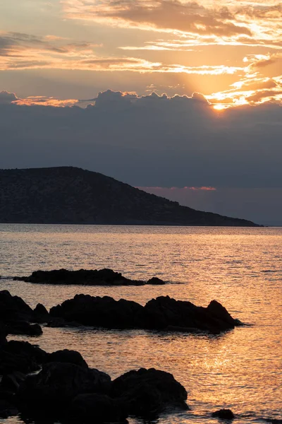 アテネのアナビソスビーチの夕日 — ストック写真