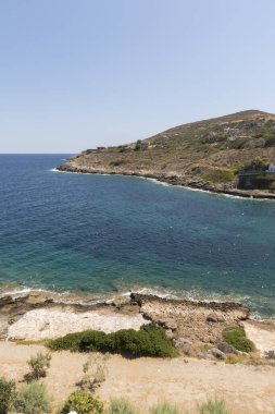 Yunanistan 'ın Keratea kentindeki Daskalio körfezinde deniz manzaralı Panorama