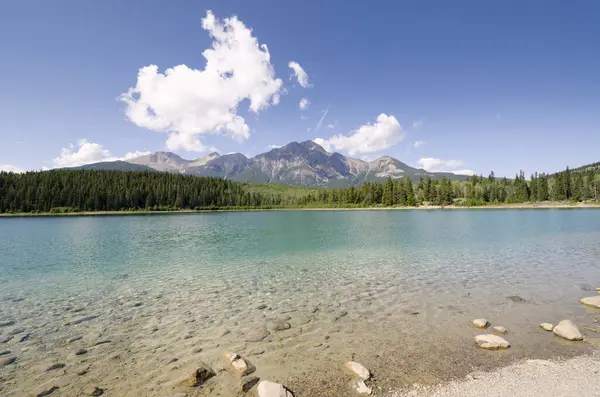 Reflexiones Sobre Lago Patricia Jasper Canadá — Foto de Stock