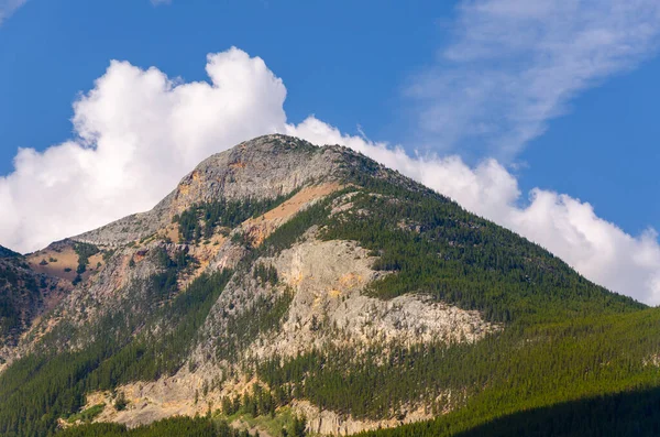 Landscape Pyramid Lake Jasper Canada — Stock Photo, Image