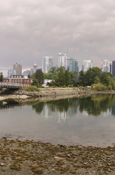 Glasgebäude Und Wolkenkratzer Vancouver Kanada — Stockfoto