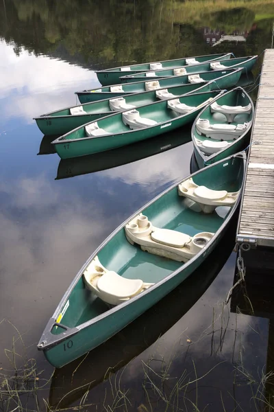 Canoe Plimbare Lacul Osoyro Din Norvegia — Fotografie, imagine de stoc