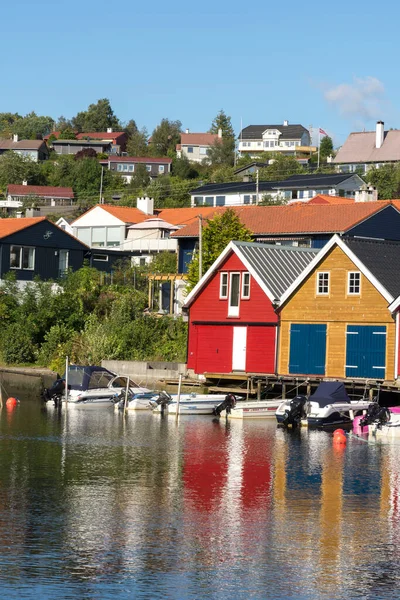 Coloridas Casas Madera Mar Osoyro Noruega —  Fotos de Stock