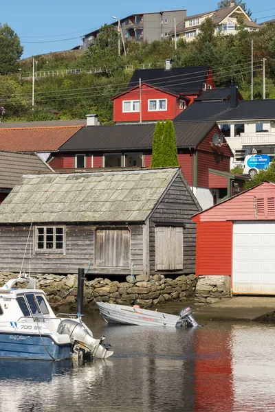 Coloridas Casas Madera Mar Osoyro Noruega —  Fotos de Stock