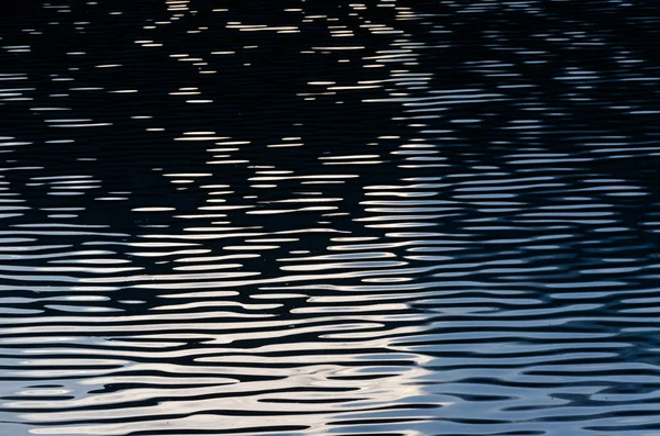 Reflexões sobre o lago Patricia — Fotografia de Stock