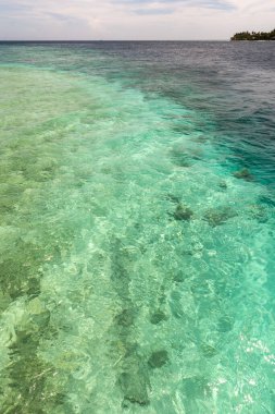 Maldivler Adası 'nda muhteşem deniz manzarası