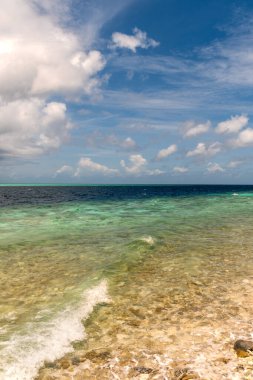 Maldivler Adası 'nda muhteşem deniz manzarası