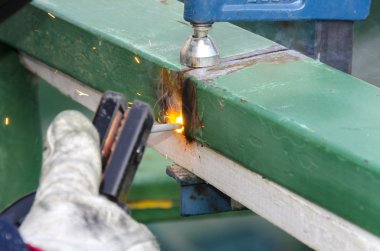 Çelik korkuluk kaynak