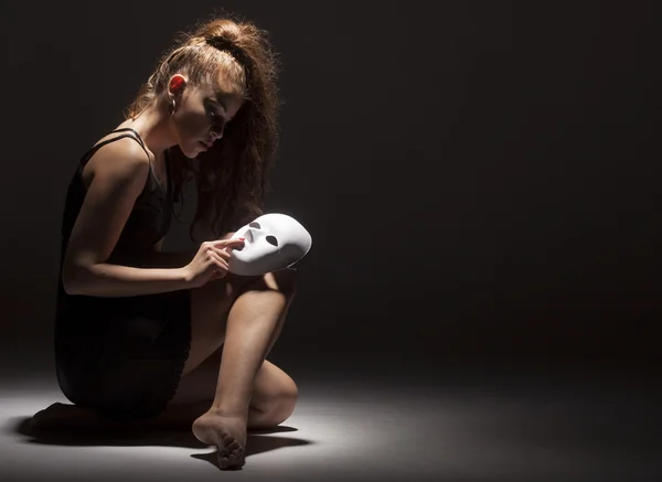 Ballerina con maschera — Foto Stock