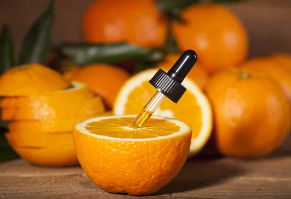 Oranje etherische olie — Stockfoto