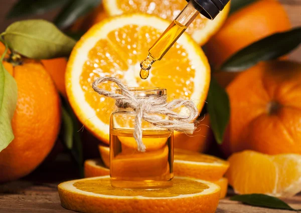 Aceite esencial de naranja — Foto de Stock