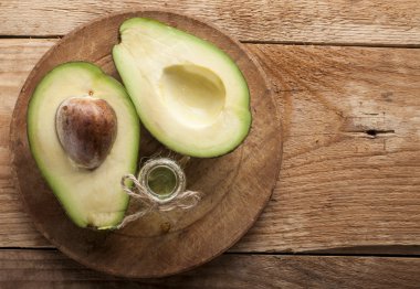 Avokado önemli petrol