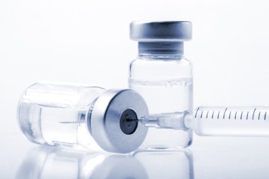 şişeleri ve şırınga