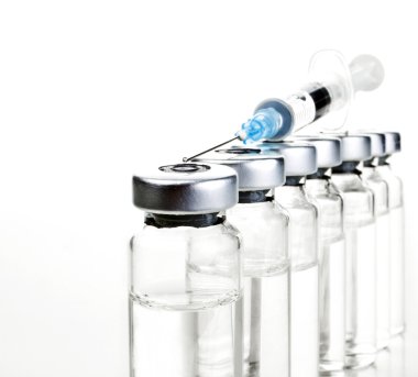 şişeleri ve şırınga