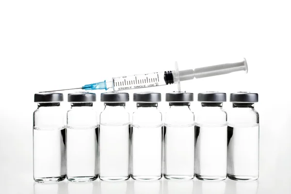 Vials and Syringe — Stock Photo, Image