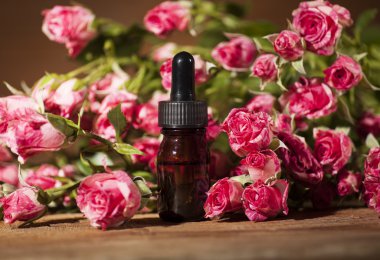 Gül uçucu yağ
