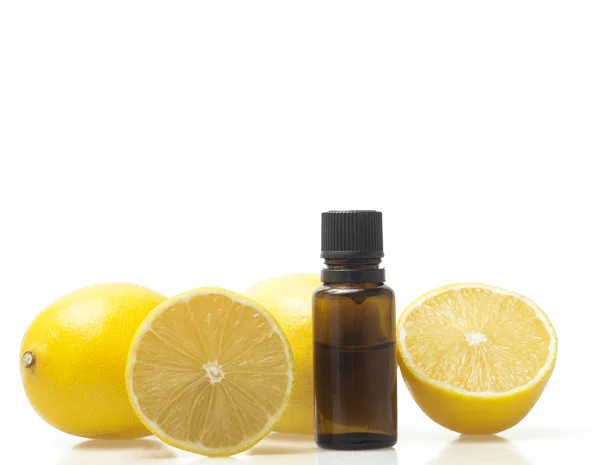 Lemon essential oil — Stock Photo, Image