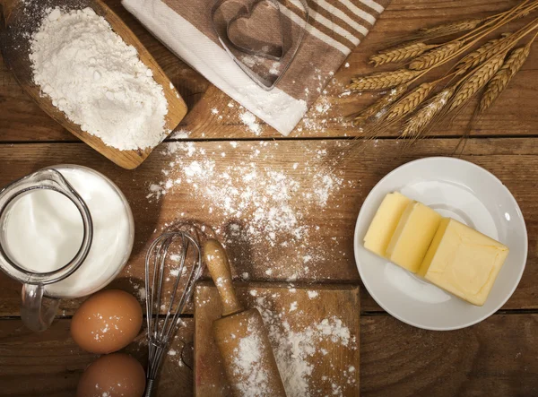 Ingredientes para a preparação de produtos de padaria — Fotografia de Stock