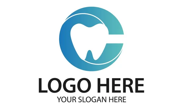 Colorido Gradiente Azul Letra Espaço Negativo Dente Clínica Dentária Logo — Vetor de Stock